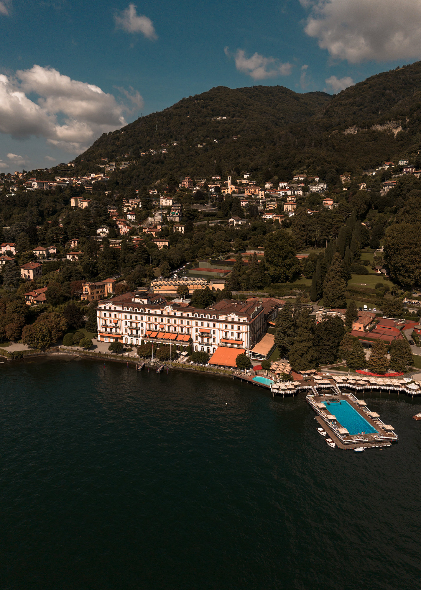 Wedding details during the Villa d’Este preparations