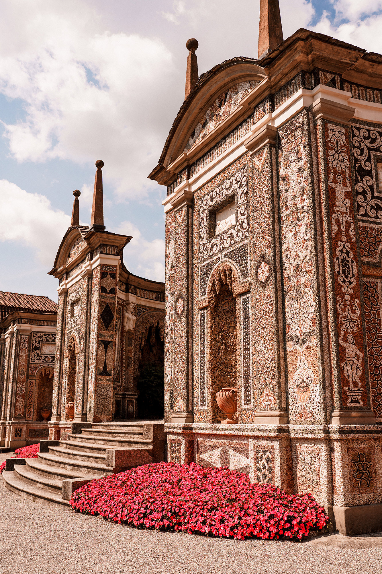 Lake Como destination wedding preparations