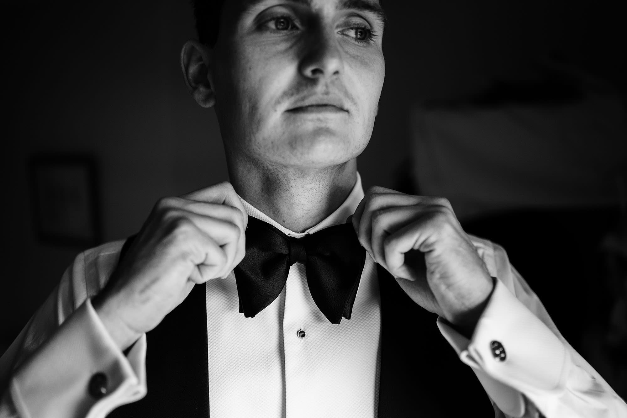 Natural wedding photography by Stephen Walker